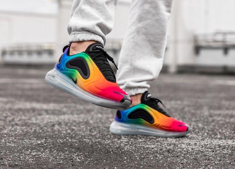 Rainbow nike air max 720 online